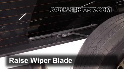 2002 Chevrolet Tracker 2.0L 4 Cyl. (4 Door) Windshield Wiper Blade (Rear) Replace Wiper Blade